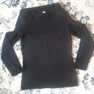 New York & Co. Sweater size M NWT